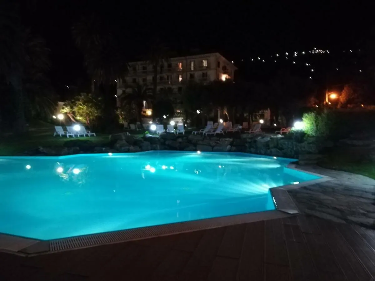 Casa Chicca Free Parking Appartement Genua