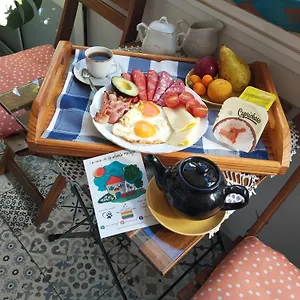 https://la-casa-de-la-abuela-malaga.1costadelsol.com