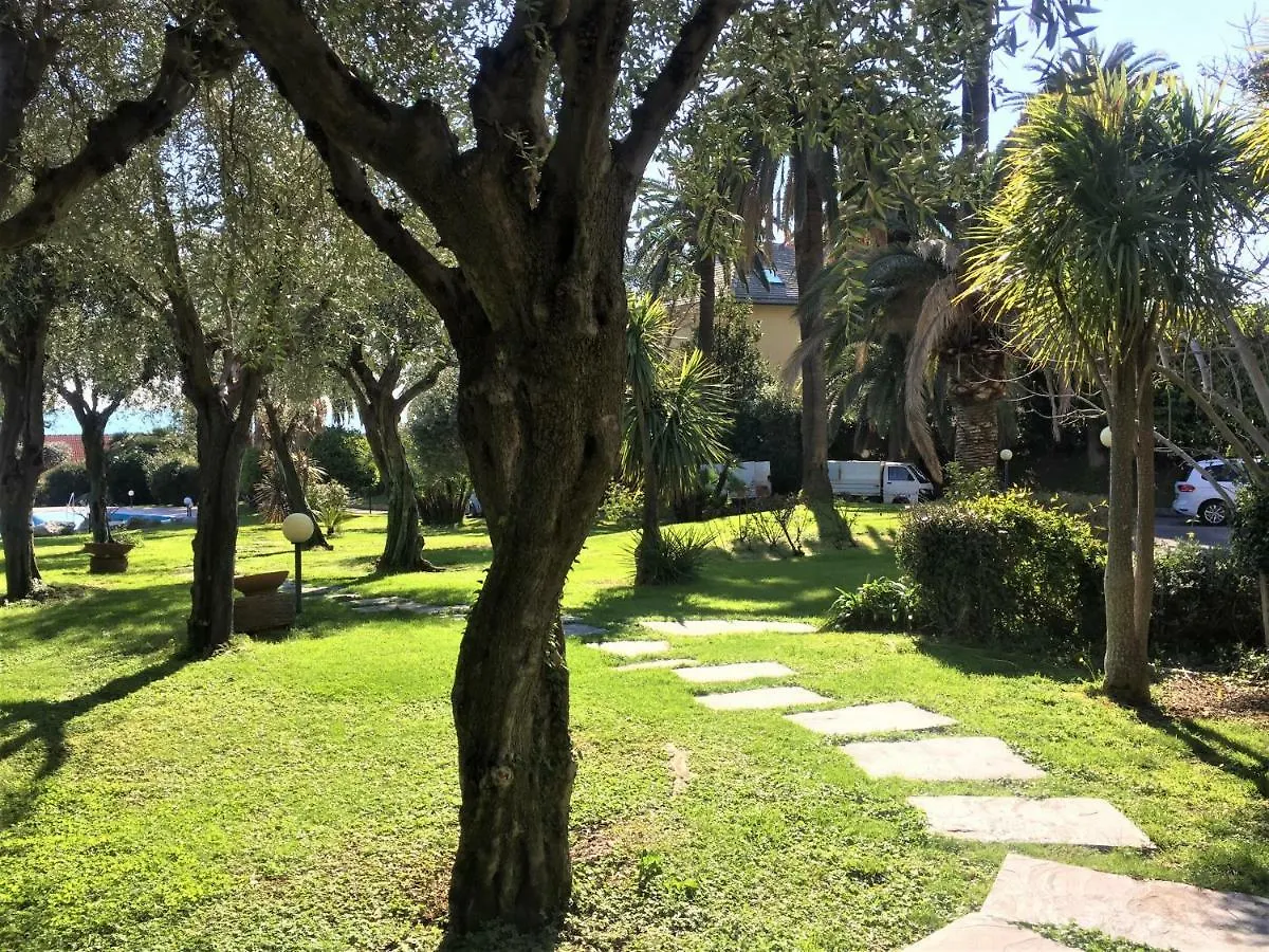 Casa Chicca Free Parking Apartment Genoa
