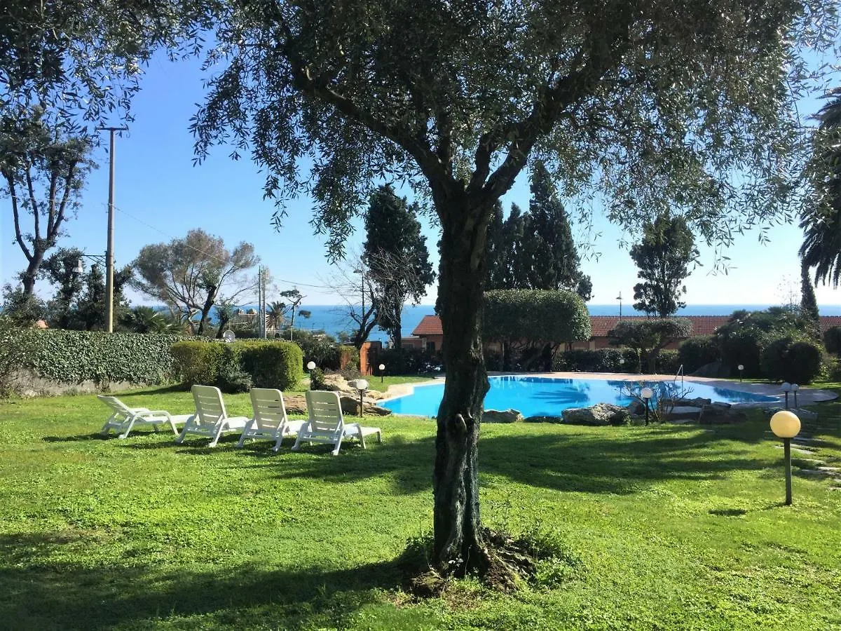 Casa Chicca Free Parking Apartment Genoa